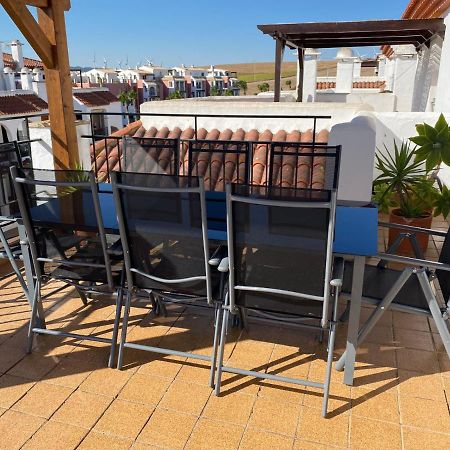 Апартаменты Atico Duplex Con Vistas Al Mar Захара-де-лос-Атунес Экстерьер фото